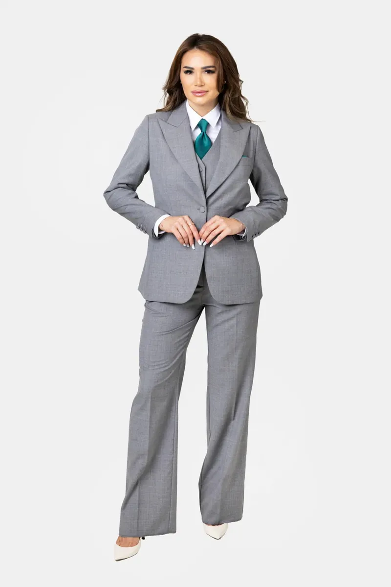 Costum Gri din Lână pentru Femei 44