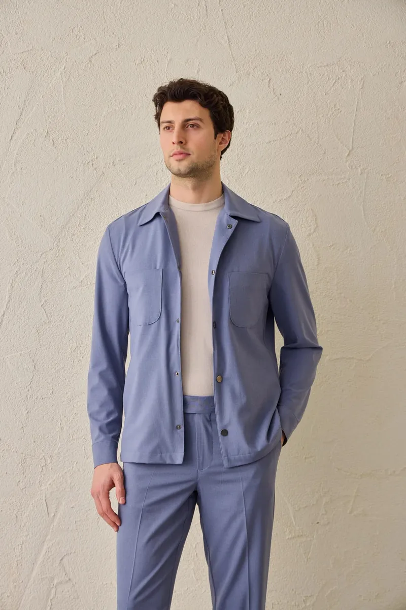 Compleu Albastru pentru Bărbați cu Jachetă cu Două Buzunare și Pantaloni 48 - imagine 2