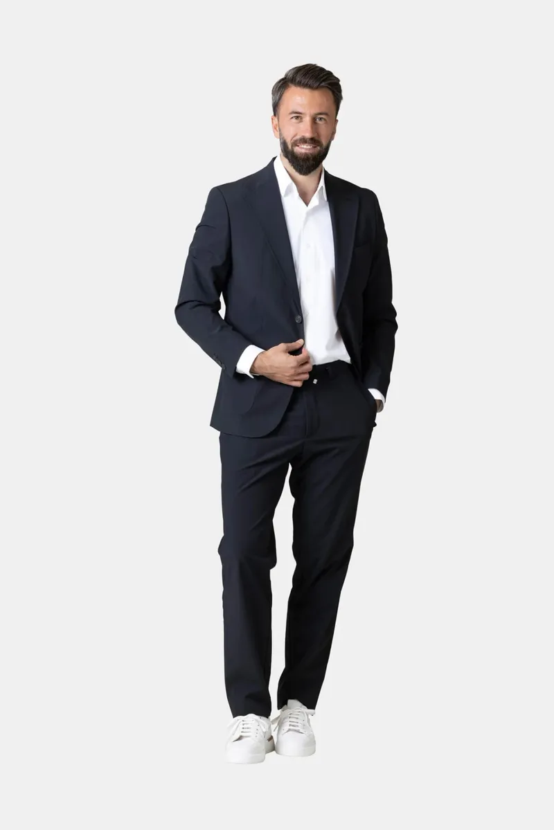 Costum Travel Negru 50